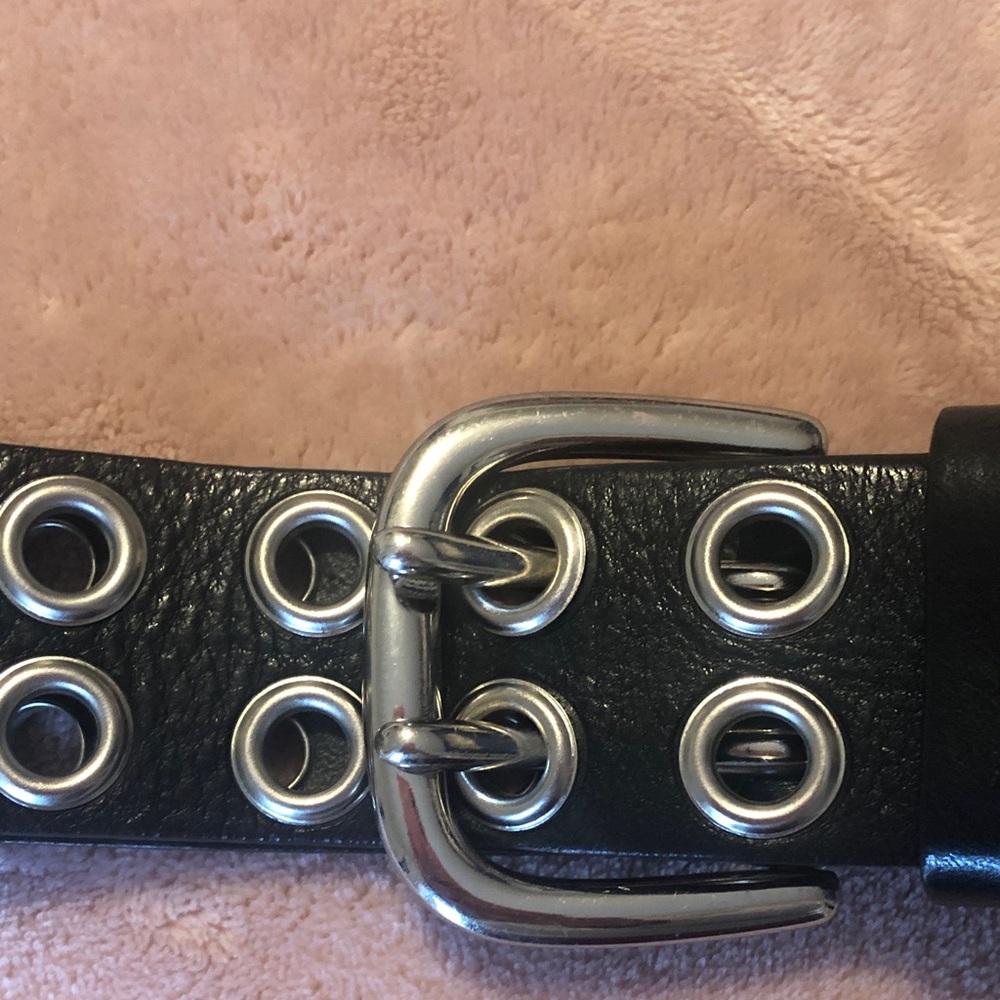 Black Leather Grommet Belt❗️FINAL PRICE❗️ - Picture 2 of 6
